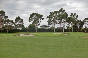 Yarra Yarra 13th Approach